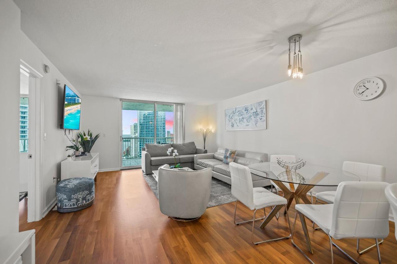 Luxurious 1Br High Rise Condo Brickell-Free Parking Miami Esterno foto